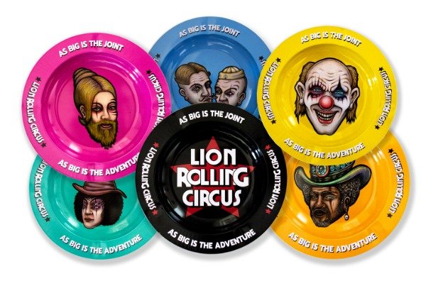 Lion Rolling Circus Cenicero Metalico